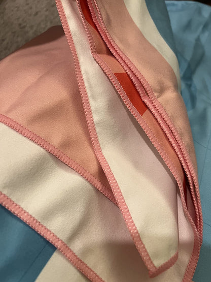 Sand Free Microfibre Beach Towel - Quick Dry Lightweight Travel Towel 80x160cm - 3D Sunglasses Print for Summer, Pool & Camping